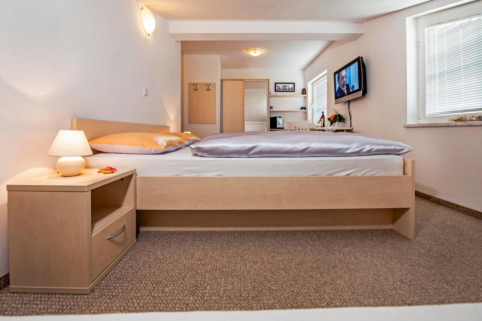 Marko Apartmani Rovinj Oda fotoğraf