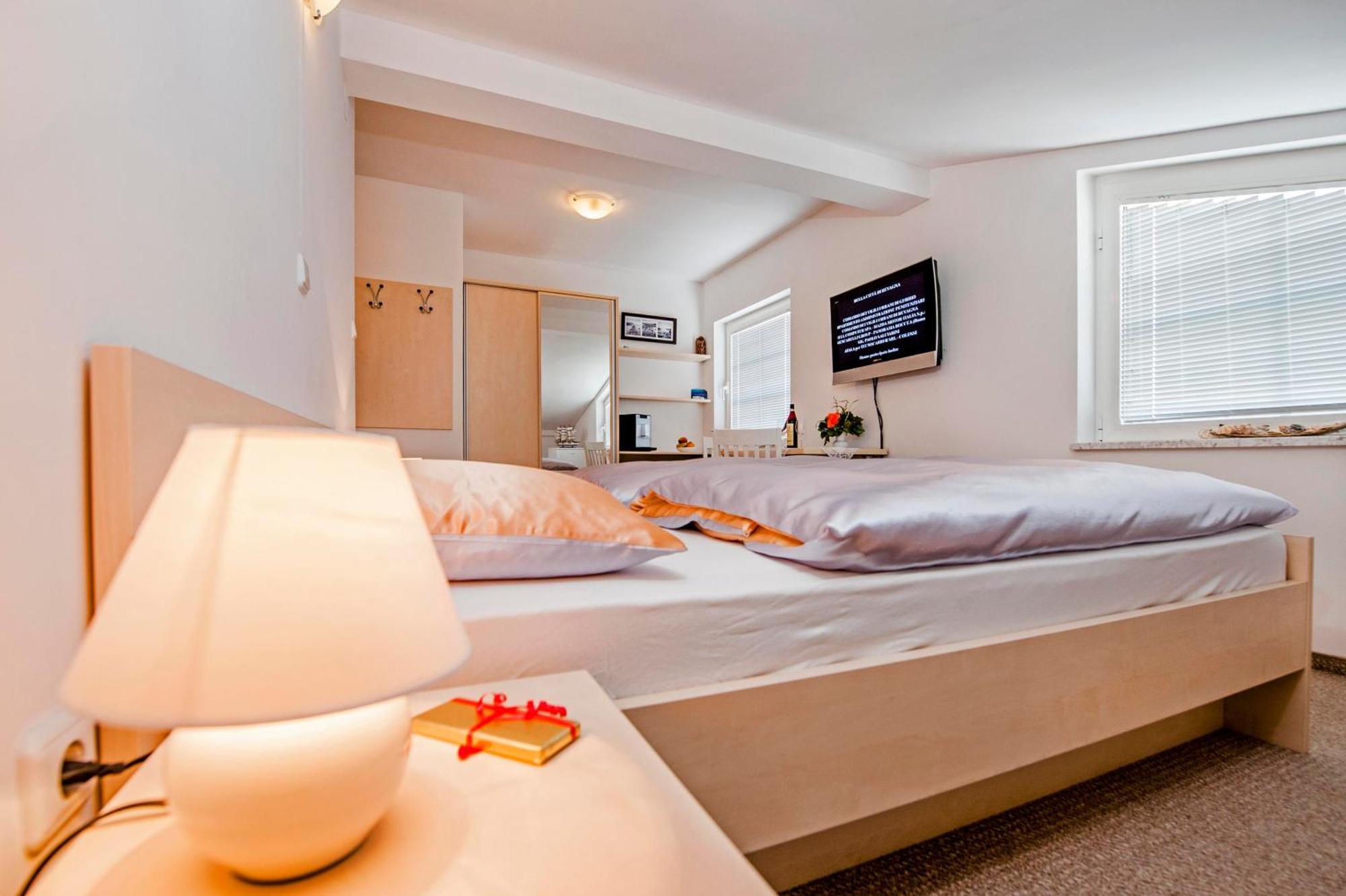 Marko Apartmani Rovinj Oda fotoğraf