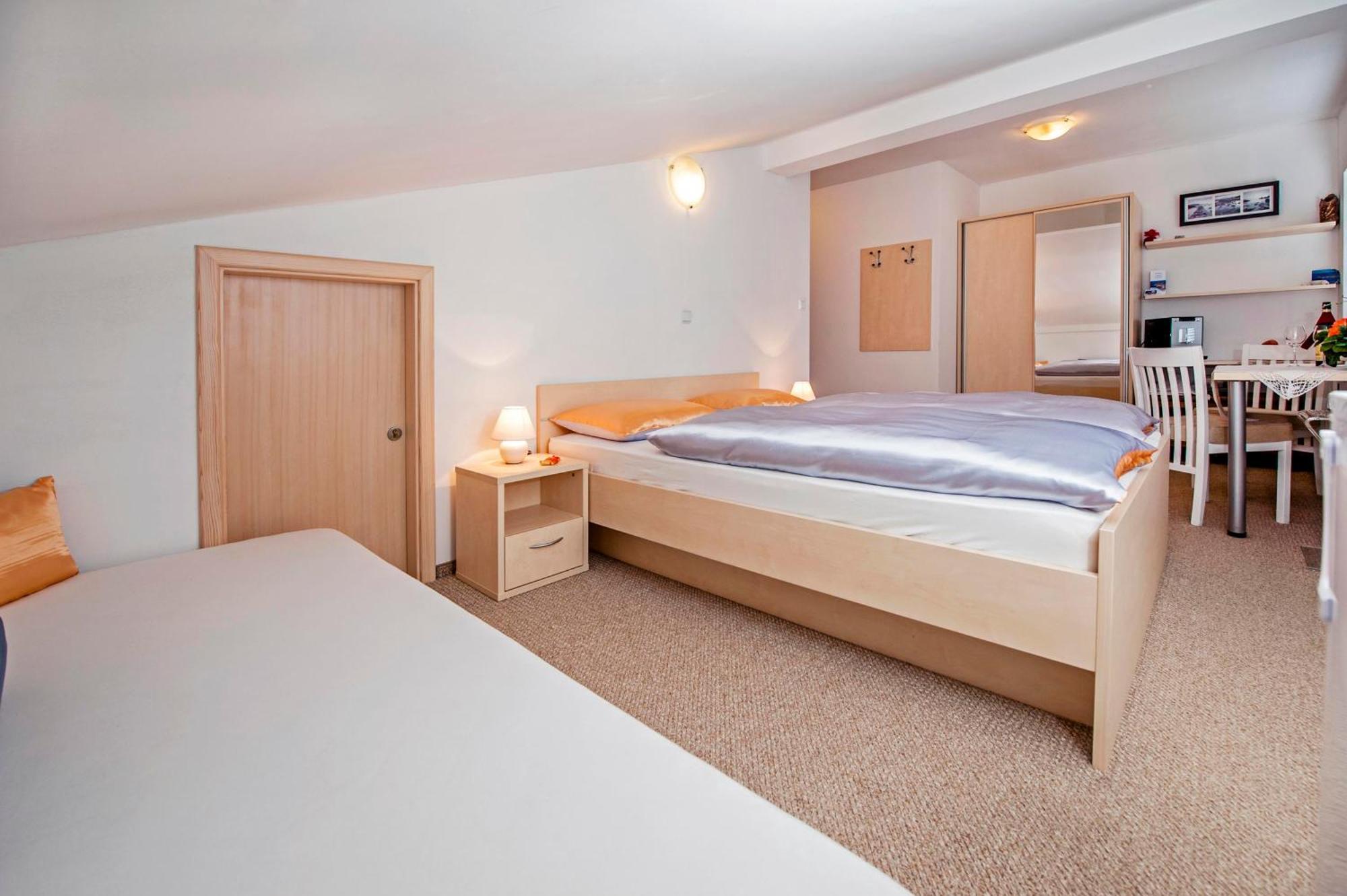 Marko Apartmani Rovinj Oda fotoğraf